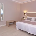 Hotell De Verín