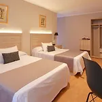 Hotell De 2*