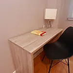 De