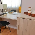 De